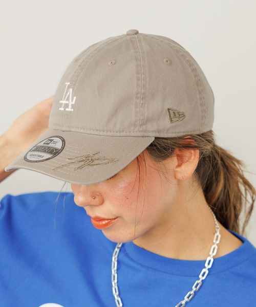 NEW ERA(ニューエラ)の「【OHTANI17】NEW ERA 920ES CAP(WOMEN)(キャップ・レディース・オフホワイト/ブルー/グレイッシュベージュ/チャコール・FREE)」の4枚目の写真