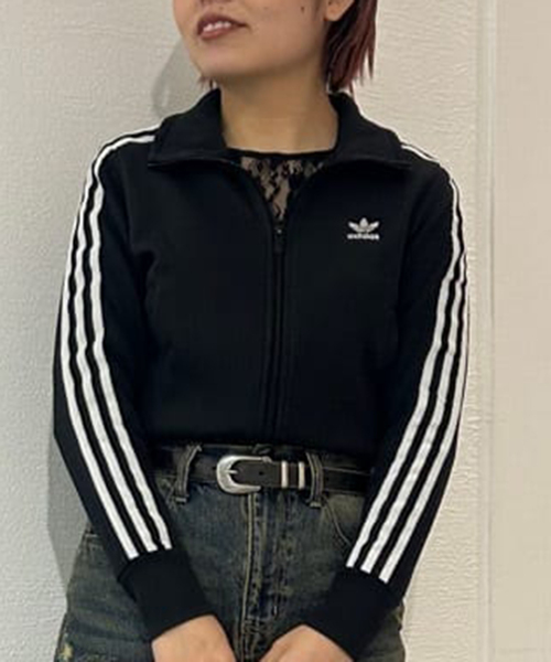 JOINT WORKS(ジョイントワークス)の「ADIDAS / アディダス KNITTED TOP(その他アウター・レディース・ブラック/ブラウン・MEDIUM)」の3枚目の写真