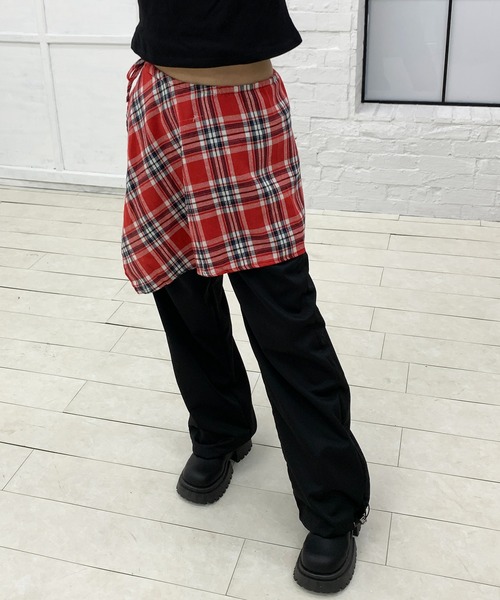 lilful(リルフル)の「【セットアイテム】チェック柄巻きスカート付き レイヤードルーズボトム(その他パンツ・レディース・ブラック/ベージュ・M/L)」の12枚目の写真