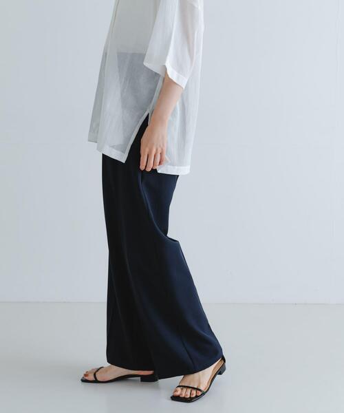 URBAN RESEARCH（アーバンリサーチ）の「『3サイズ展開』『イージーケア』ストレッチタックスラックス（その他パンツ・レディース・ネイビー/カーキ・40/36/34/38）」の3枚目の写真