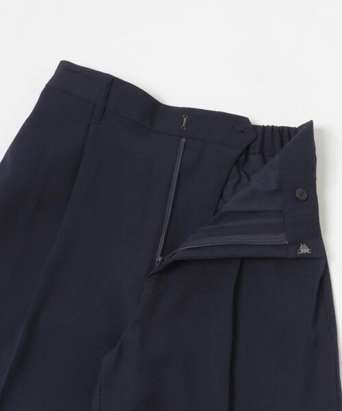 URBAN RESEARCH（アーバンリサーチ）の「『3サイズ展開』『イージーケア』ストレッチタックスラックス（その他パンツ・レディース・ネイビー/カーキ・40/36/34/38）」の15枚目の写真