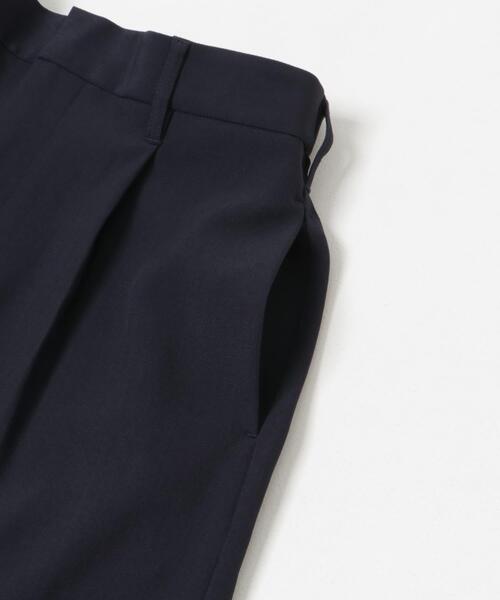 URBAN RESEARCH（アーバンリサーチ）の「『3サイズ展開』『イージーケア』ストレッチタックスラックス（その他パンツ・レディース・ネイビー/カーキ・40/36/34/38）」の16枚目の写真