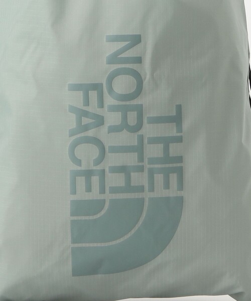 THE NORTH FACE(ザノースフェイス)の「<THE NORTH FACE>ピーエフ サックパック(13L)(バックパック/リュック・レディース・ライトグレー/ブラック・FREE)」の10枚目の写真