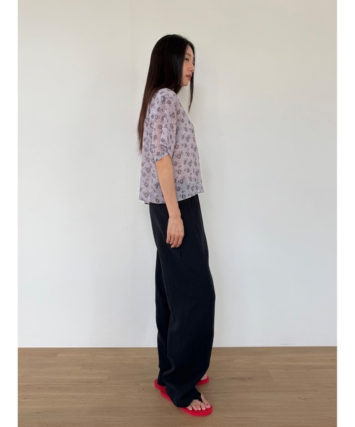 Didot.showroom（ディドット ショールーム）の「【DIDOT.】オープンカラーシフォンフラワーブラウス（シャツ/ブラウス・レディース・パープル/チャコール/グレー・FREE）」の9枚目の写真