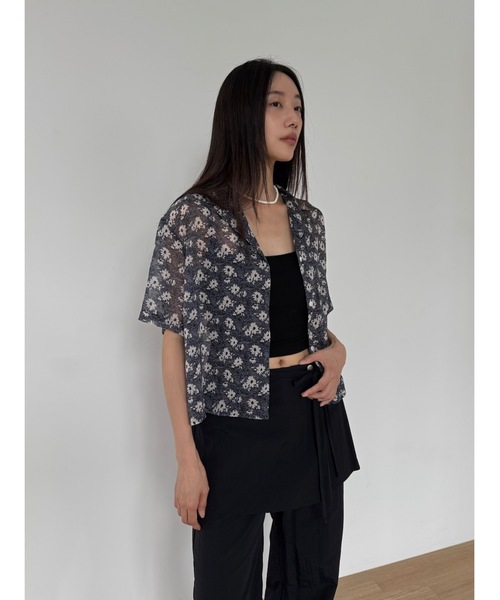 Didot.showroom（ディドット ショールーム）の「【DIDOT.】オープンカラーシフォンフラワーブラウス（シャツ/ブラウス・レディース・パープル/チャコール/グレー・FREE）」の13枚目の写真