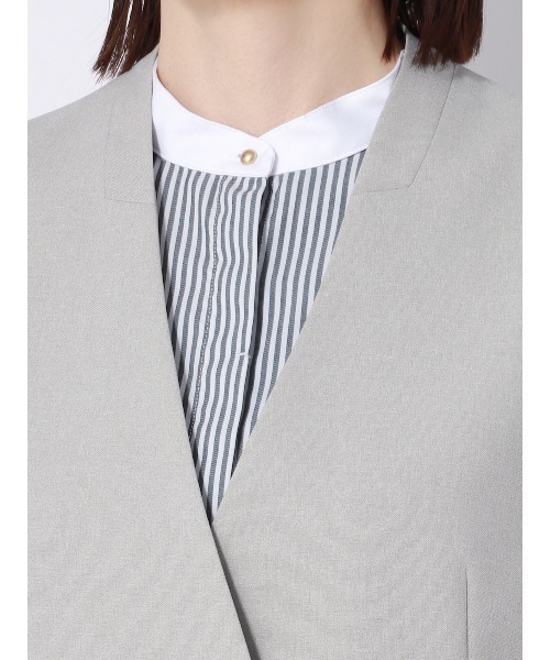 SUIT SQUARE（スーツスクエア）の「ダブルブレストジレ Vカラー ウォッシャブル 2WAYストレッチ ドライトロピカル 無地（スーツベスト・レディース・ブラック系/グレー系・38(9号)）」の14枚目の写真