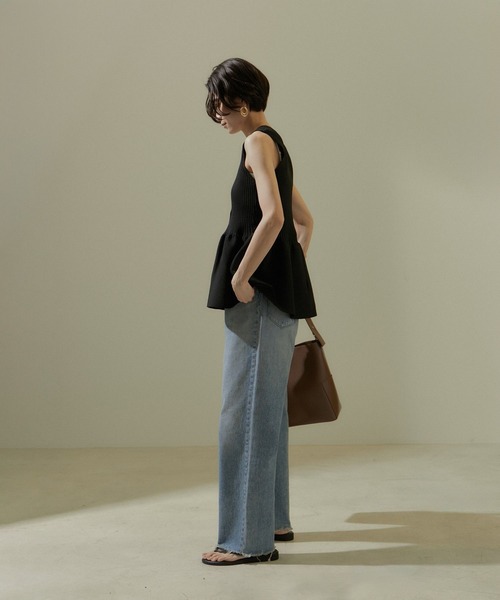 SALON adam et rope'（サロン アダム エ ロペ）の「【WEB限定】リブフレアーペプラムプルオーバー 2［2WAY・追加］（ニット/セーター・レディース・キャメル/ブラック/チャコールグレー・FREE）」の6枚目の写真