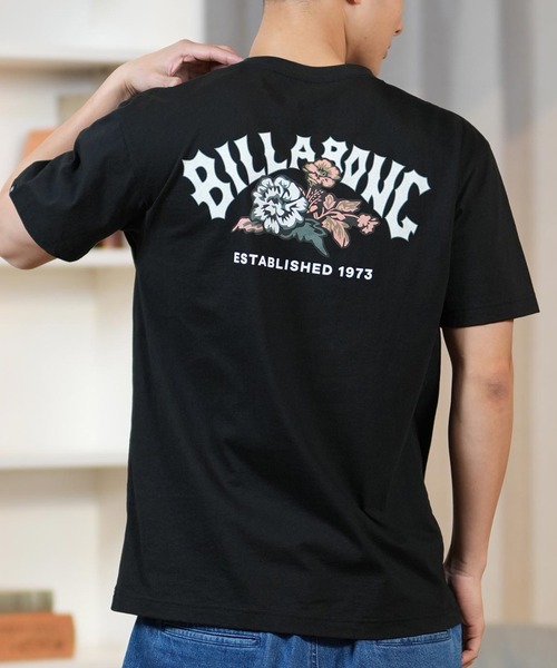BILLABONG(ビラボン)の「BILLABONG/ビラボン 半袖Tシャツ バックプリント レギュラーフィット THEME ARCH BF011-202(Tシャツ/カットソー・メンズ・ホワイト/レンガ/ブラック・M/L/XL)」の3枚目の写真