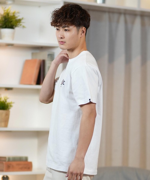 BILLABONG(ビラボン)の「BILLABONG/ビラボン 半袖Tシャツ バックプリント レギュラーフィット THEME ARCH BF011-202(Tシャツ/カットソー・メンズ・ホワイト/レンガ/ブラック・M/L/XL)」の6枚目の写真