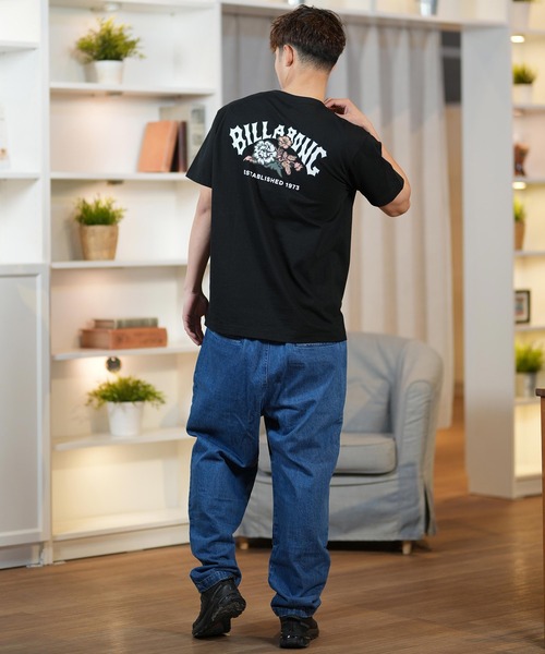 BILLABONG(ビラボン)の「BILLABONG/ビラボン 半袖Tシャツ バックプリント レギュラーフィット THEME ARCH BF011-202(Tシャツ/カットソー・メンズ・ホワイト/レンガ/ブラック・M/L/XL)」の20枚目の写真
