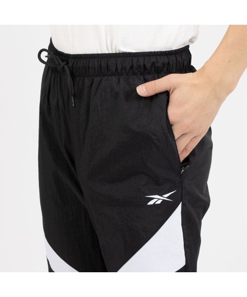 Reebok(リーボック)の「バスケットボール トラックパンツ / BASKETBALL TRACK PANT(その他パンツ・メンズ・ブラック・X-LARGE/MEDIUM/LARGE/SMALL/XX-LARGE)」の4枚目の写真