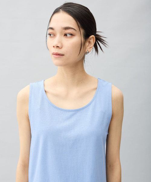 ONE'S TRUE(ワンズトゥルー)の「【2025年春夏】タンクトップ(Tシャツ/カットソー・レディース・ブラック/オフホワイト/ブルー・M/L)」の14枚目の写真