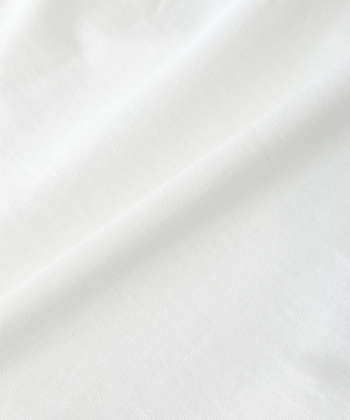 ONE'S TRUE(ワンズトゥルー)の「【2025年春夏】タンクトップ(Tシャツ/カットソー・レディース・ブラック/オフホワイト/ブルー・M/L)」の20枚目の写真