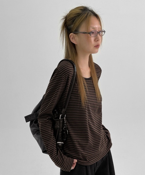 BLACKUP（ブラックアップ）の「[MADE] ダンプストライプUネック長袖Tシャツ（Tシャツ/カットソー・レディース・ブラウン/チャコール/ワイン・FREE）」の4枚目の写真