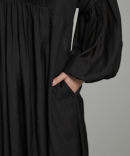 サロンアダムエロペ　エンブロイダリーギャザーワンピース SALON adam et rope' ワンピース エンブロイダリーギャザー