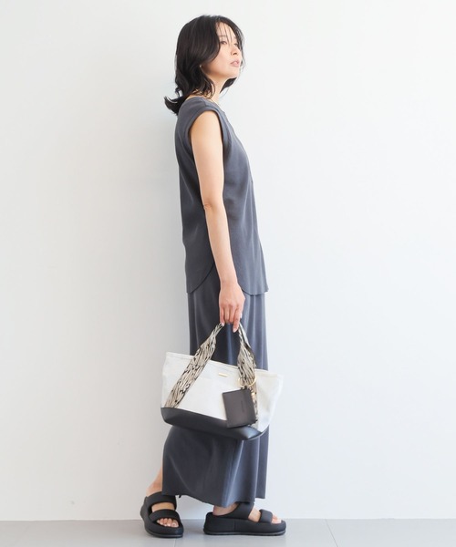 MOHI（モヒ）の「BARNYARDSTORM / MOHI（モヒ）厚底サンダル（サンダル・レディース・オフホワイト/ブラック・36/37/38）」の10枚目の写真