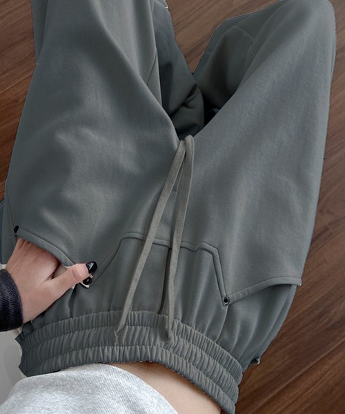 Songe（ソンジュ）の「セミワイドスウェットパンツ（スウェットパンツ・レディース・ブラック/オフホワイト/グレー・M/L）」の5枚目の写真
