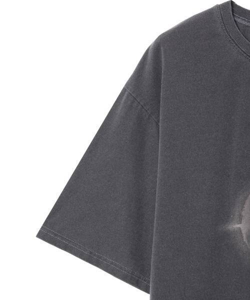 ARULE(アルール)の「A'GEM/9 × .kom 『ARULE/アルール』ピグメントスタームーンTシャツ(Tシャツ/カットソー・メンズ・チャコールグレー/グレー・FREE)」の11枚目の写真