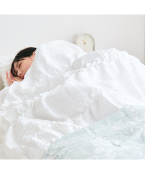 Francfranc（フランフラン）の「ふわろ 夏でもさらっともちもち 肌掛けふとん ギャザー シングル ホワイト（寝具・レディース・ホワイト・FREE）」の10枚目の写真