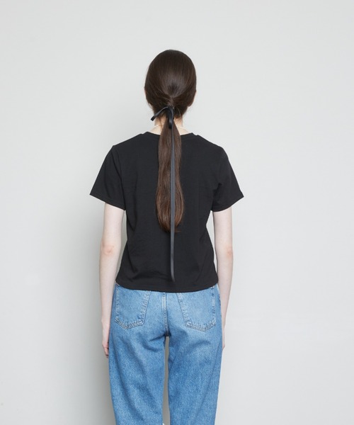 LARTIGENT(ラーティゼン)の「L3 RIBBON T-SHIRT(Tシャツ/カットソー・レディース・クリーム/ブラック・FREE)」の7枚目の写真