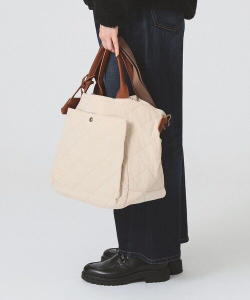 toleur(トーラ)の「【別注】toleur / ナイロン キルト バッグ(ショルダーバッグ・レディース・ナチュラル/ブラック・ONE SIZE)」の18枚目の写真