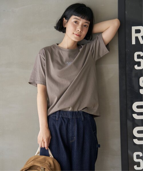 LBC(エルビーシー)の「ミニロゴ刺繍Tシャツ(Tシャツ/カットソー・レディース・ブラック/モカ/ブルー/グリーン/ホワイト・M/L)」の20枚目の写真