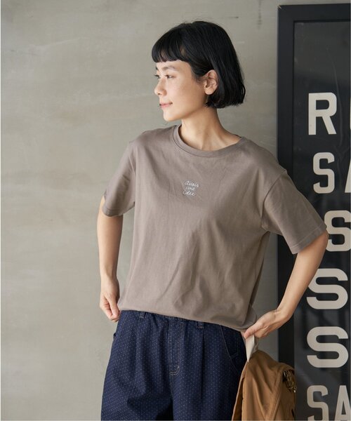 LBC(エルビーシー)の「ミニロゴ刺繍Tシャツ(Tシャツ/カットソー・レディース・ブラック/モカ/ブルー/グリーン/ホワイト・M/L)」の21枚目の写真
