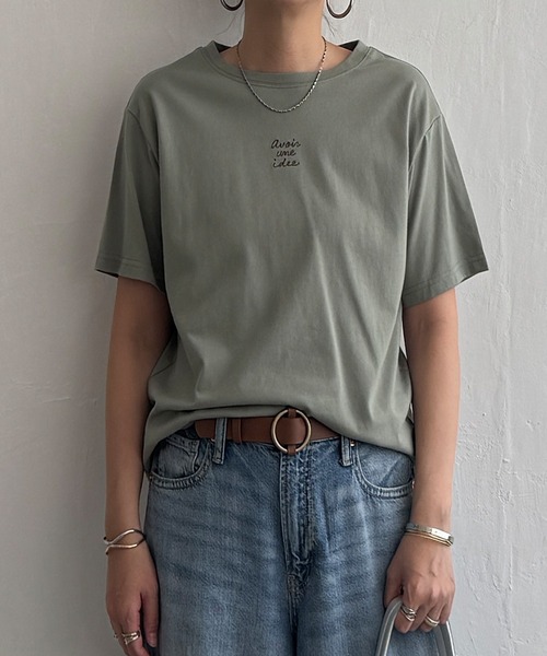 LBC(エルビーシー)の「ミニロゴ刺繍Tシャツ(Tシャツ/カットソー・レディース・ブラック/モカ/ブルー/グリーン/ホワイト・M/L)」の4枚目の写真