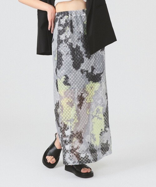 Ray BEAMS(レイビームス)の「プリント メッシュ タイト スカート(スカート・レディース・シルバー/ライトブルー・ONE SIZE)」の2枚目の写真