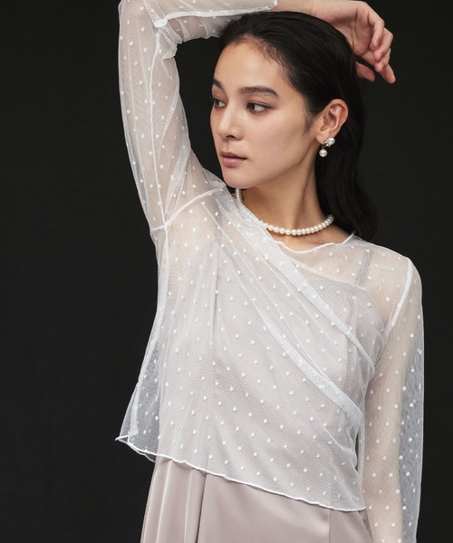 LOWO（ロワ）の「シースルートップス 長袖 ドット チュール レース メロウ メロー シアートップス レイヤードトップス 結婚式 パーティー オケージョン お呼ばれ（シャツ/ブラウス・レディース・ブラック/ホワイト・FREE）」の2枚目の写真