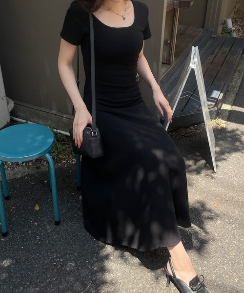 Merlette ブラック ロングワンピース 半袖 楽天市場】【期間限定：3,290円→1,995円！】 【選べる2丈
