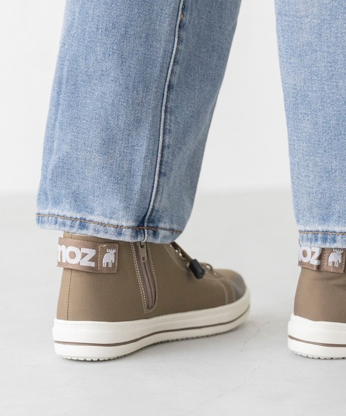 moz(モズ)の「moz モズ 晴雨兼用 ハイカット 甲ストラップ スニーカー(スニーカー・レディース・ダークベージュ/ブラック/グレー・22.5cm/23.0cm/23.5cm/24.0cm/24.5cm)」の5枚目の写真