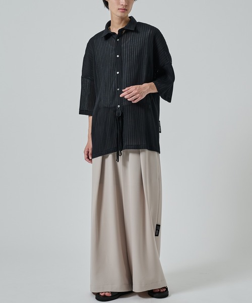 SHAREEF（シャリーフ）の「【SHAREEF】PLEATS SH（シャツ/ブラウス・メンズ・ブラック/ホワイト・1/2）」の6枚目の写真