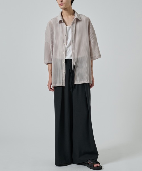 SHAREEF（シャリーフ）の「【SHAREEF】PLEATS SH（シャツ/ブラウス・メンズ・ブラック/ホワイト・1/2）」の4枚目の写真