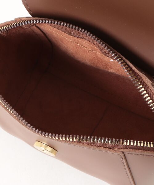VIBGYOR(ヴィブジョー)の「urbanfemine./シンプルショルダーバッグ U7511(ショルダーバッグ・レディース・ブラック/グリーン/ダークブラウン/ホワイト・FREE)」の7枚目の写真