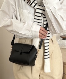 urbanfemine./シンプルショルダーバッグ U7511