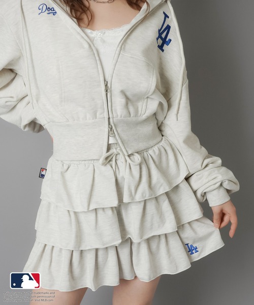 MLB(メジャーリーグベースボール)の「【MLB/メジャーリーグベースボール】ミニ裏毛ティアードミニスカート /セットアップ対応(スカート・レディース・ネイビー/杢グレー/オフホワイト/ブラック/オートミール・ONESIZE)」の9枚目の写真