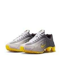 NIKE SHOX R4 SE(ナイキ ショックス R4 SE)