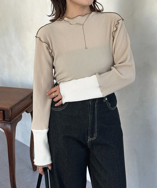 Thevon(ゼボン)の「袖先配色プリーツメロープルオーバー(Tシャツ/カットソー・レディース・ベージュ/ブラック/ホワイト系その他/ベージュ系その他/ブラック系その他/アイボリー・FREE)」の5枚目の写真