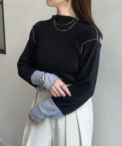 Thevon(ゼボン)の「袖先配色プリーツメロープルオーバー(Tシャツ/カットソー・レディース・ベージュ/ブラック/ホワイト系その他/ベージュ系その他/ブラック系その他/アイボリー・FREE)」の4枚目の写真