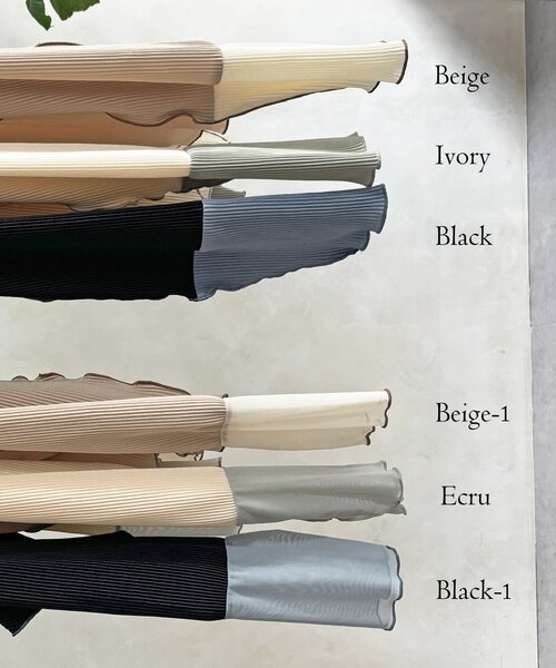 Thevon(ゼボン)の「袖先配色プリーツメロープルオーバー(Tシャツ/カットソー・レディース・ベージュ/ブラック/ホワイト系その他/ベージュ系その他/ブラック系その他/アイボリー・FREE)」の7枚目の写真