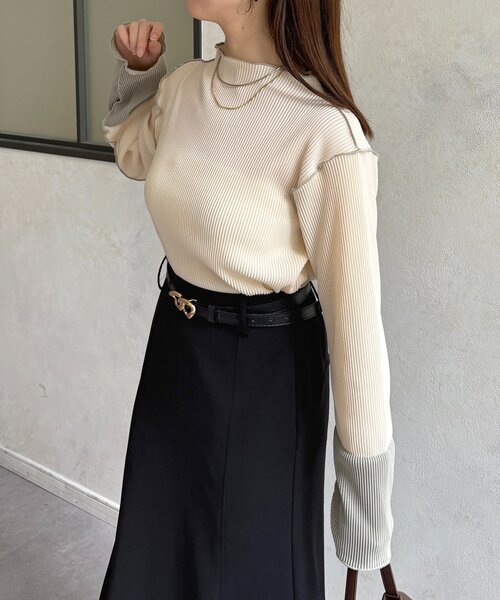 Thevon(ゼボン)の「袖先配色プリーツメロープルオーバー(Tシャツ/カットソー・レディース・ベージュ/ブラック/ホワイト系その他/ベージュ系その他/ブラック系その他/アイボリー・FREE)」の9枚目の写真