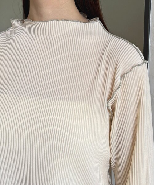 Thevon(ゼボン)の「袖先配色プリーツメロープルオーバー(Tシャツ/カットソー・レディース・ベージュ/ブラック/ホワイト系その他/ベージュ系その他/ブラック系その他/アイボリー・FREE)」の17枚目の写真