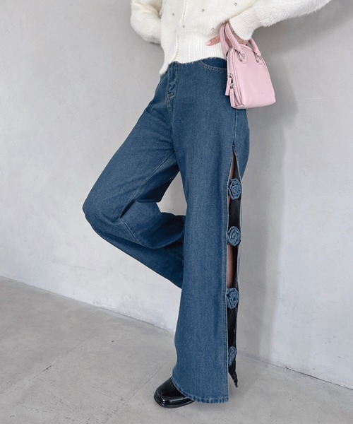 Loueme（ルエム）の「ローズモチーフデニムパンツ（デニムパンツ・レディース・ブルー・M）」の5枚目の写真