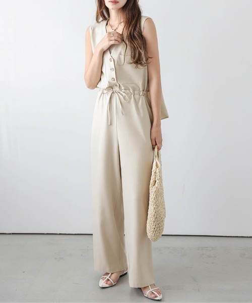 AMELY(エミリー)の「バックセパレートオールインワン(つなぎ/オールインワン・レディース・ブラック/グレイッシュベージュ/ライトベージュ・M/L)」の8枚目の写真