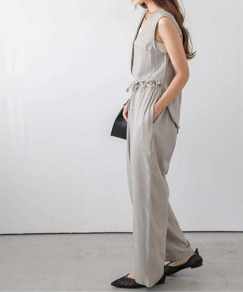 AMELY(エミリー)の「バックセパレートオールインワン(つなぎ/オールインワン・レディース・ブラック/グレイッシュベージュ/ライトベージュ・M/L)」の12枚目の写真