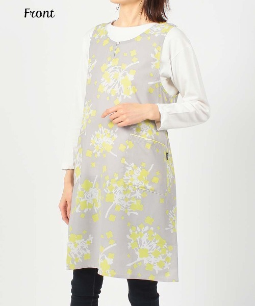 NAIGAI（ナイガイ）の「HOUSE WEAR STUDIO ポリエステル100％ ニューブッチャー ダンデライオン柄 後結び 背付きエプロン 70373021（エプロン・レディース・ピンク/ブルー/グレー・FREE）」の13枚目の写真