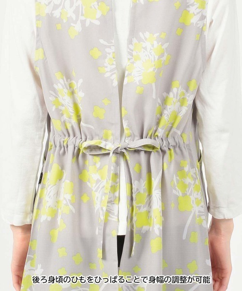 NAIGAI（ナイガイ）の「HOUSE WEAR STUDIO ポリエステル100％ ニューブッチャー ダンデライオン柄 後結び 背付きエプロン 70373021（エプロン・レディース・ピンク/ブルー/グレー・FREE）」の7枚目の写真