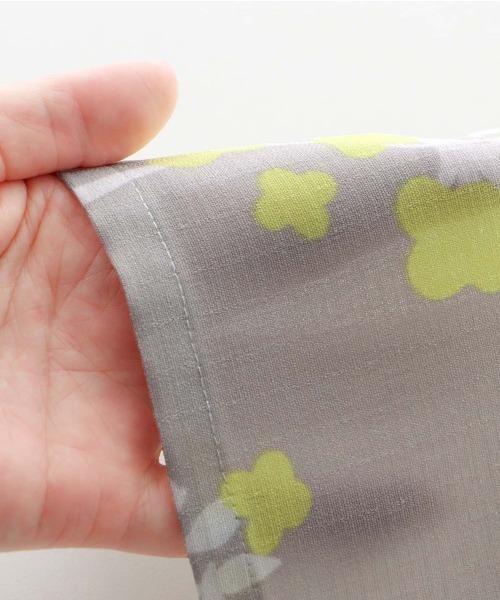 NAIGAI（ナイガイ）の「HOUSE WEAR STUDIO ポリエステル100％ ニューブッチャー ダンデライオン柄 後結び 背付きエプロン 70373021（エプロン・レディース・ピンク/ブルー/グレー・FREE）」の9枚目の写真