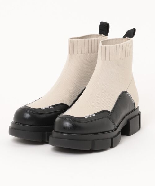 Q（キュー）の「厚底ニットブーツ（ブーツ・レディース・ブラック/アイボリー・23.5/24.5）」の3枚目の写真